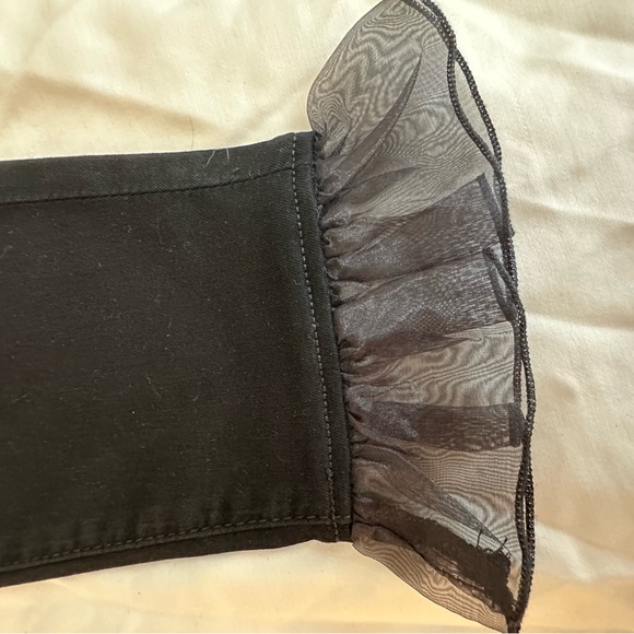 7 For All Mankind Black Ankle Cropped Jeans - Picture 2 of 11